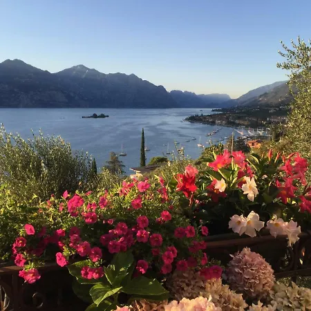 Apartment Casa Delfina Brenzone sul Garda